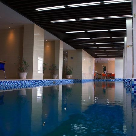 Lark Hotel Dar-es-Salaam Eksteriør bilde