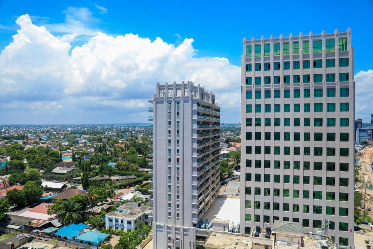Lark Hotel Dar-es-Salaam Eksteriør bilde