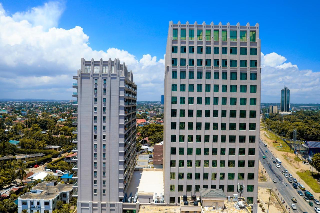Lark Hotel Dar-es-Salaam Eksteriør bilde